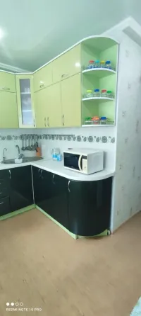 Продается 2-комн. квартира г. Торез, ул. Поповича Торез