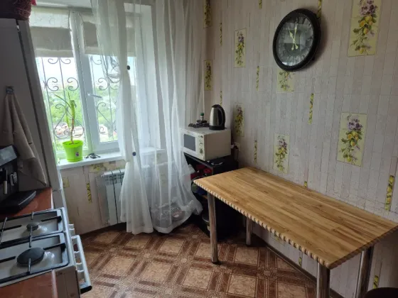 Сдам 2х ком квартиру от собственника Мариуполь