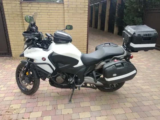 Продам Honda VFR 1200X Crosstourer 2017 год Харцызск