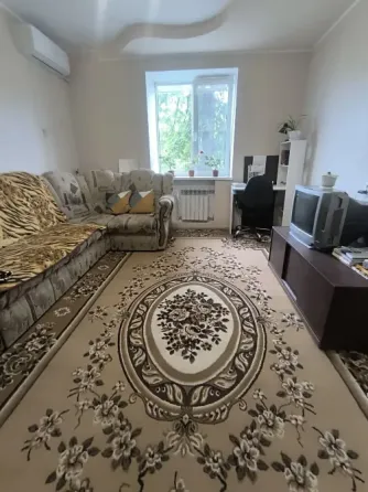 Продам 2-х к квартиру , Гвардейка, 83-й Квартал, ул. Цемесская. Макеевка