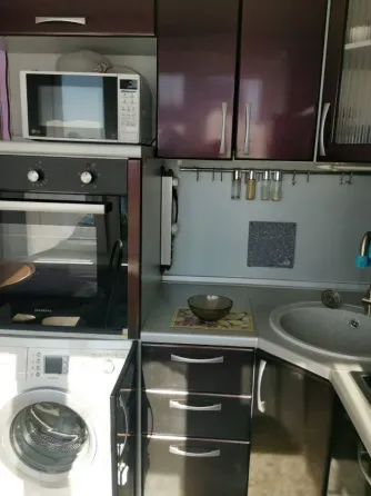 Сдам трёхкомнатную квартиру в Кировском районе Донецк