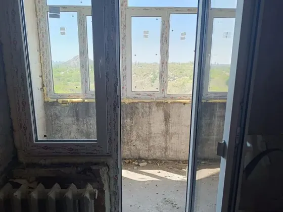 Трехкомнатная квартира 70м28/10 Макеевка Червоногвардейский рн, Чубаря Макеевка