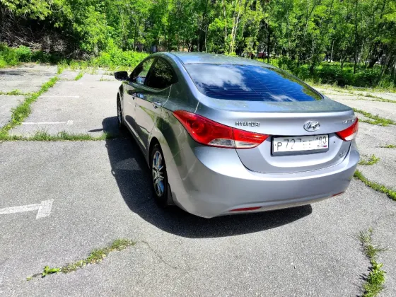 Продам Hyundai Elantra 2012 Донецк