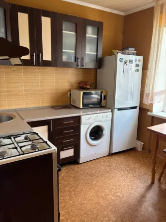 Продаётся 1 ком.квартира Донецк