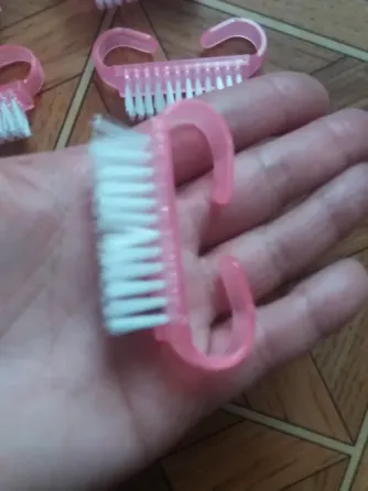 Продам щеточку для ногтей Донецк