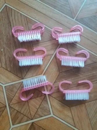 Продам щеточку для ногтей Донецк