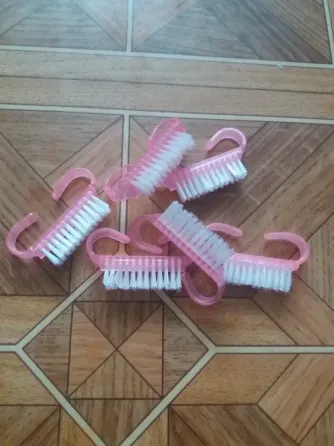 Продам щеточку для ногтей Донецк