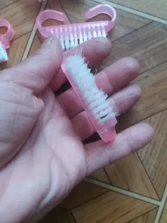 Продам щеточку для ногтей Донецк