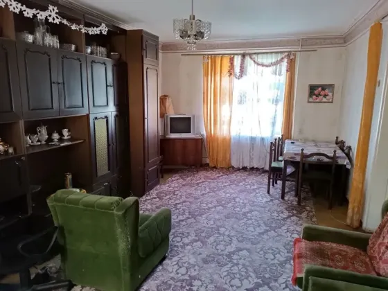 Продам дом - квартира на земле. 2000000 руб. Макеевка
