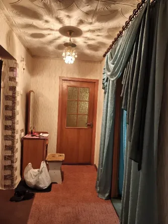 продается 2 комн. кв. на хрущевке Харцызск