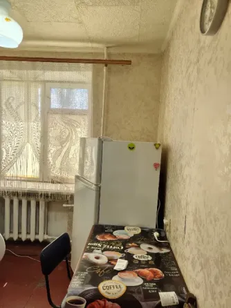 продается 1 комн. кв в зугрэсе Зугрэс