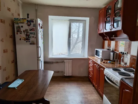 продается 3 комн. кв. на мкрн. юбилейный Харцызск