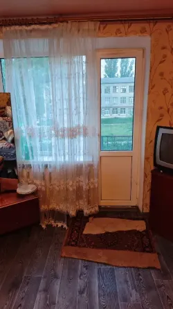 1-комнатная в центре Ватутино, Енакиево Енакиево