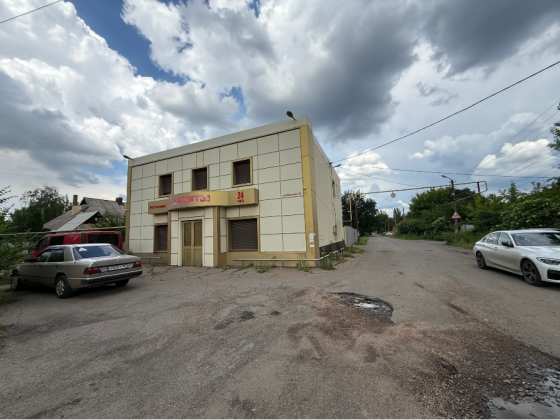 Продажа коммерческого помещения в центре Донецка !По Фасаду Ул.Куйбышева Донецк
