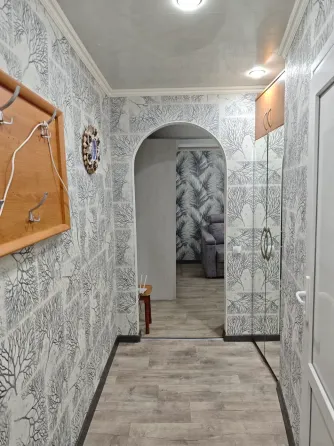 Продам 1 ком квартиру в центре площадь Ленина Донецк