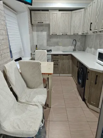 Продам 1 ком квартиру в центре площадь Ленина Донецк