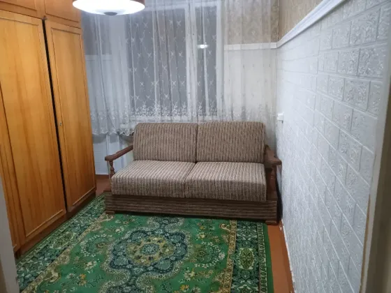 Продам 3-х комнатную квартиру по адресу пр. Ленина 89 в центре города Енакиево Енакиево