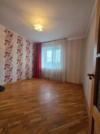 Сдаётся 3-комнатная квартира, мкр-н Нижне-Курганский Донецк