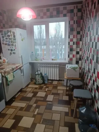 3-х комнтаная кв в центре г. Снежное Снежное