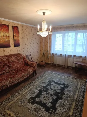 Продам 3-х комнатную квартиру в Центральном м-не Макеевка