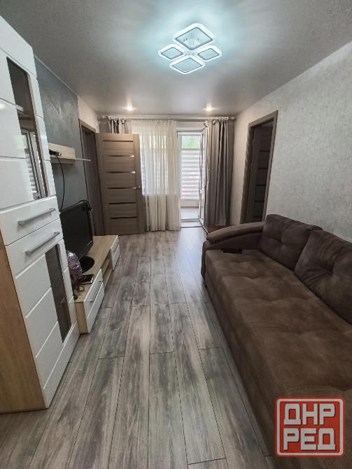 Срочно продаю 2х комнатную квартиру с ремонтом 3/3 Город Макеевка, Советский р-н, (п. Нижняя Крынка) Макеевка - изображение 2