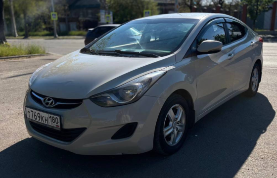 Hyundai Elantra Донецк