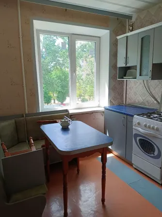 Сдам 1 к кв 17 жмр Мариуполь