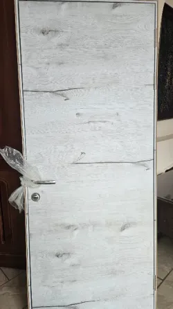 Продам межкомнатные двери новые Донецк