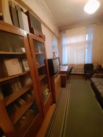 Сдам трёшку без комиссии на Артёма. Рядом с Донецк-Сити, рестораном Адачи, Шахтёрской площадью. Донецк