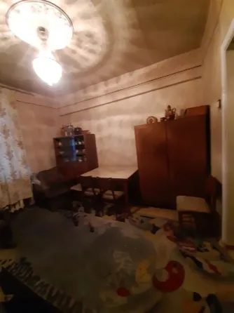 Сдам трёшку без комиссии на Артёма. Рядом с Донецк-Сити, рестораном Адачи, Шахтёрской площадью. Донецк