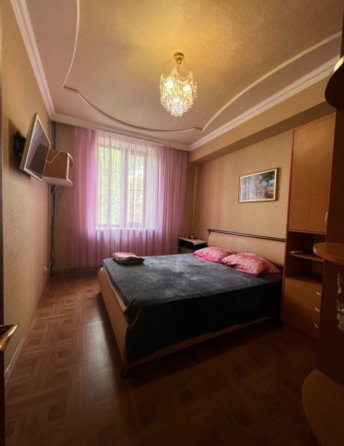 Продажа 2-х комнатной квартиры Макеевка, Центр, ул. Ленина, ориентир кинотеатр Союз Макеевка
