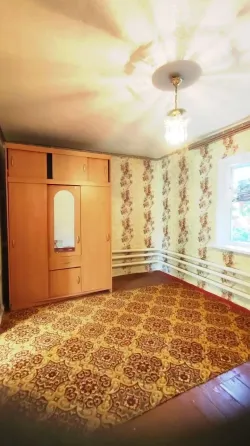 Продается дом 1/2 с отдельным входом, двором, земельным участком. Мариуполь