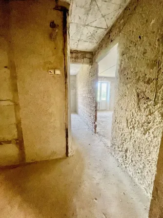 Продам 1 комнатную квартиру. Левобережный район.Пр. Тульский 160. Мариуполь