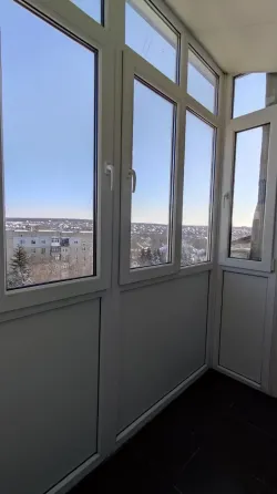 Продам квартиру Снежное