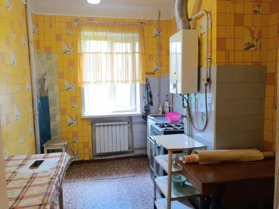 Продам 3- х комнатную квартиру в Будённовском районе. Донецк