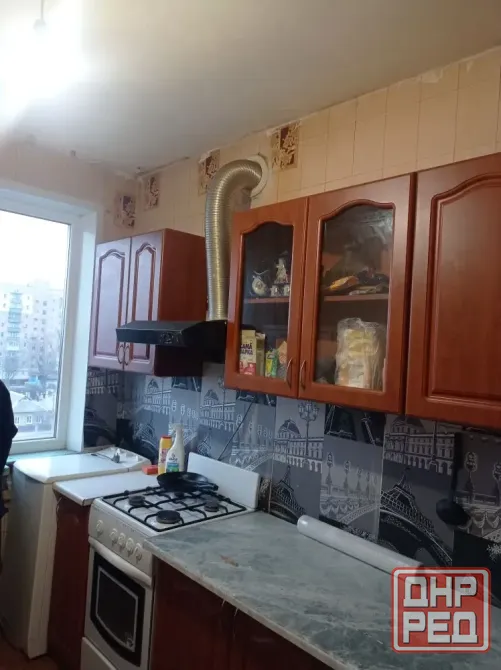 Продажа трехкомнатной квартиры в Куйбышевском районе, площадь Бакинских Комиссаров Донецк - изображение 1