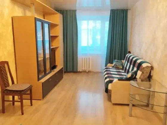Сдам двухкомнатную квартиру Донецк