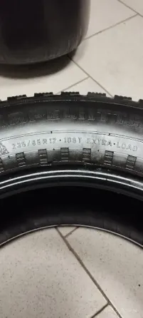 Зимняя Нокия 235*65 R17 Донецк