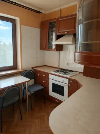 Продам 2-квартиру. Крупногабаритная. Ремонт. Мебель. Техника. Чешский проект. Донецк