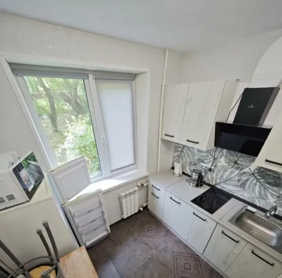Сдаю однокомнатную квартиру 30.0 м², этаж 1/5, город Донецк, Калининский район, Парк Гулливер Донецк