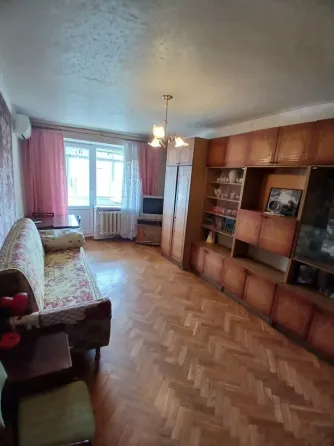 Сдам двухкомнатную квартиру в Кировском районе, ориентир 22 училище Донецк