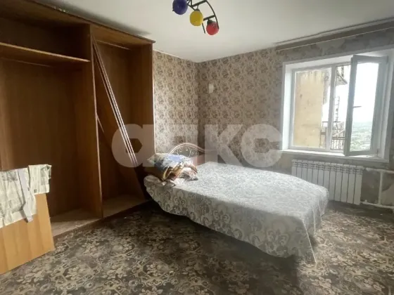 Продаётся просторная 2-комнатная квартира в центре Мариуполя Мариуполь