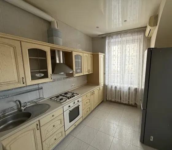 Самый центр - Ворошиловский район, пр-кт Ильича Донецк
