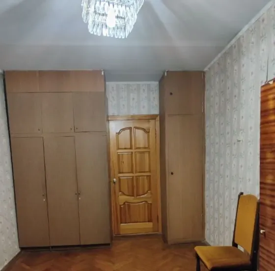 Сдам 3-комнатную квартиру с хорошим ремонтом в Ленинском районе. Донецк