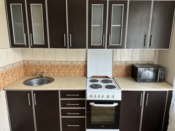 Сдам двухкомнатную квартиру, ул. этаж Донецк