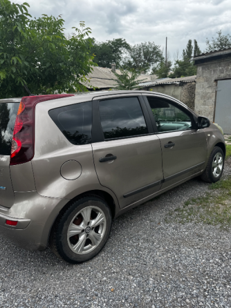 Продам нaдёжный и пpактичный Nissan Nоtе 2010 г Донецк