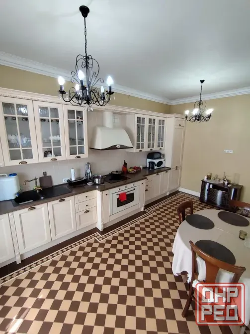 Продам отличную 3к.кв Студия Замковый 162 кв м Донецк - изображение 10