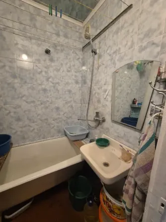 Продам 3х комнатную квартиру в Пролетарсклм районе Щетинина Донецк