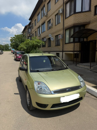 Продажа Ford Fiesta 2005год Донецк