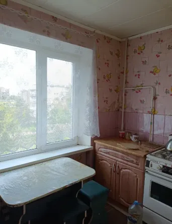 Продам 1- комнатную квартиру в г. Харцызск. На Черемушках, Харцызск